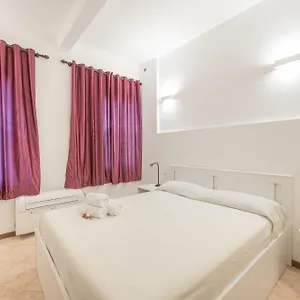 Casa Luna - Vicino Stazione Dei Treni Appartamento